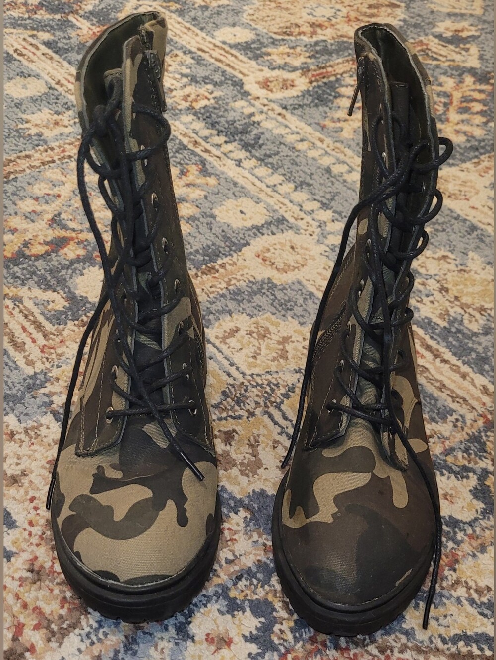 JustFab Halsey Camo Combat Boots Women's Size 6.5 US / 37 EU Zip Lace Up EUC